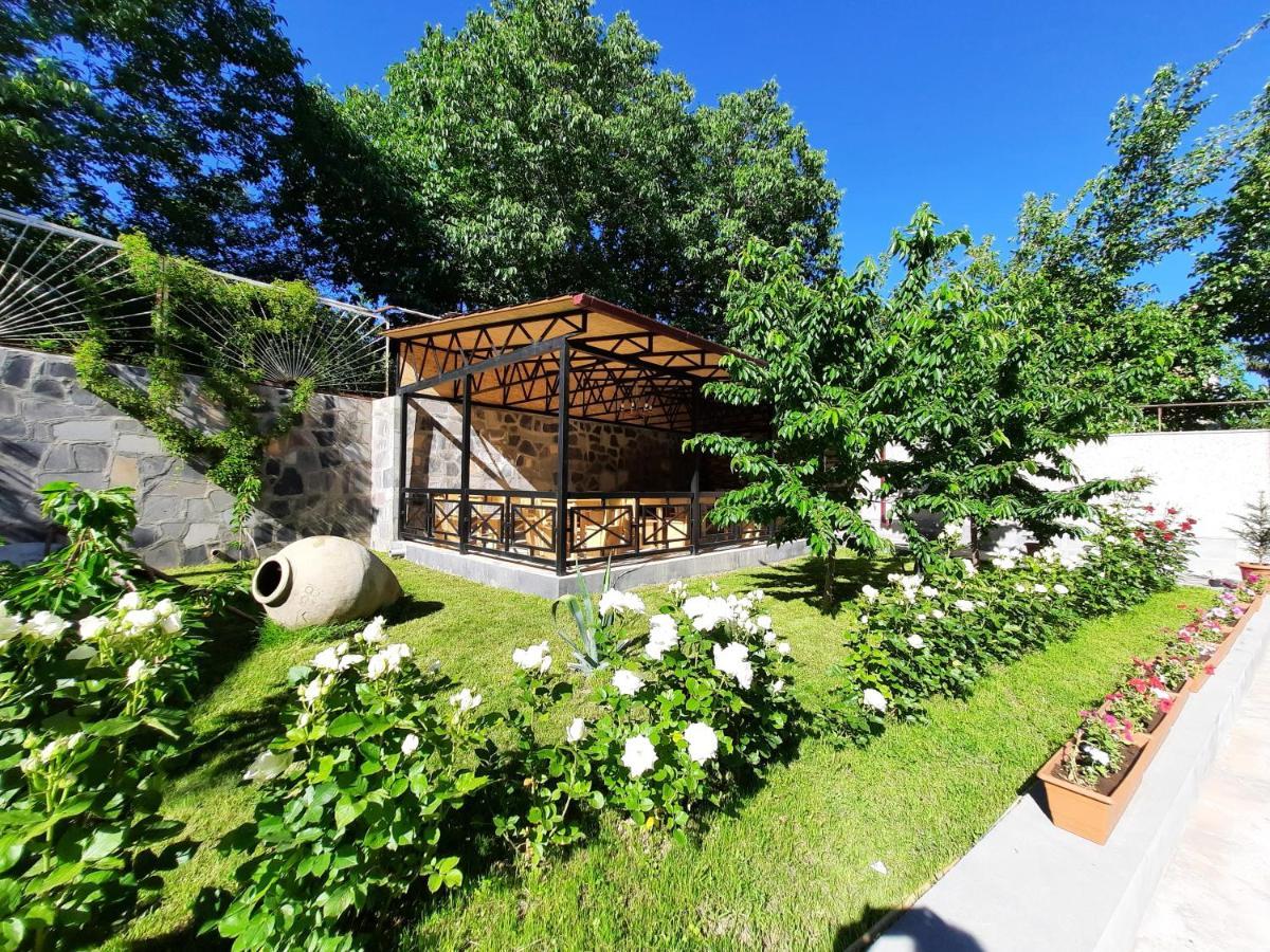 Cherry Garden Boutique Hotel Yeghegnadzor Εξωτερικό φωτογραφία
