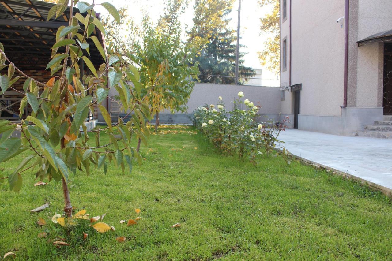 Cherry Garden Boutique Hotel Yeghegnadzor Εξωτερικό φωτογραφία