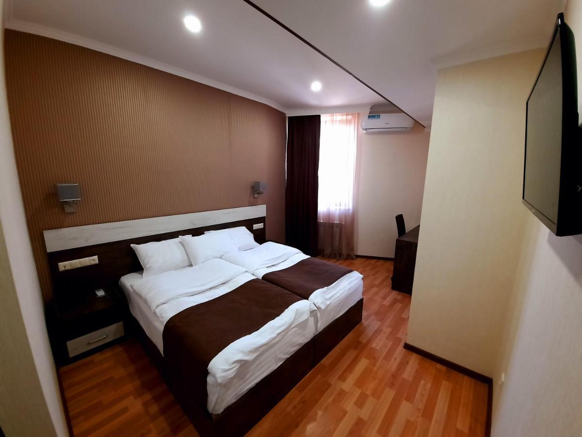 Cherry Garden Boutique Hotel Yeghegnadzor Εξωτερικό φωτογραφία