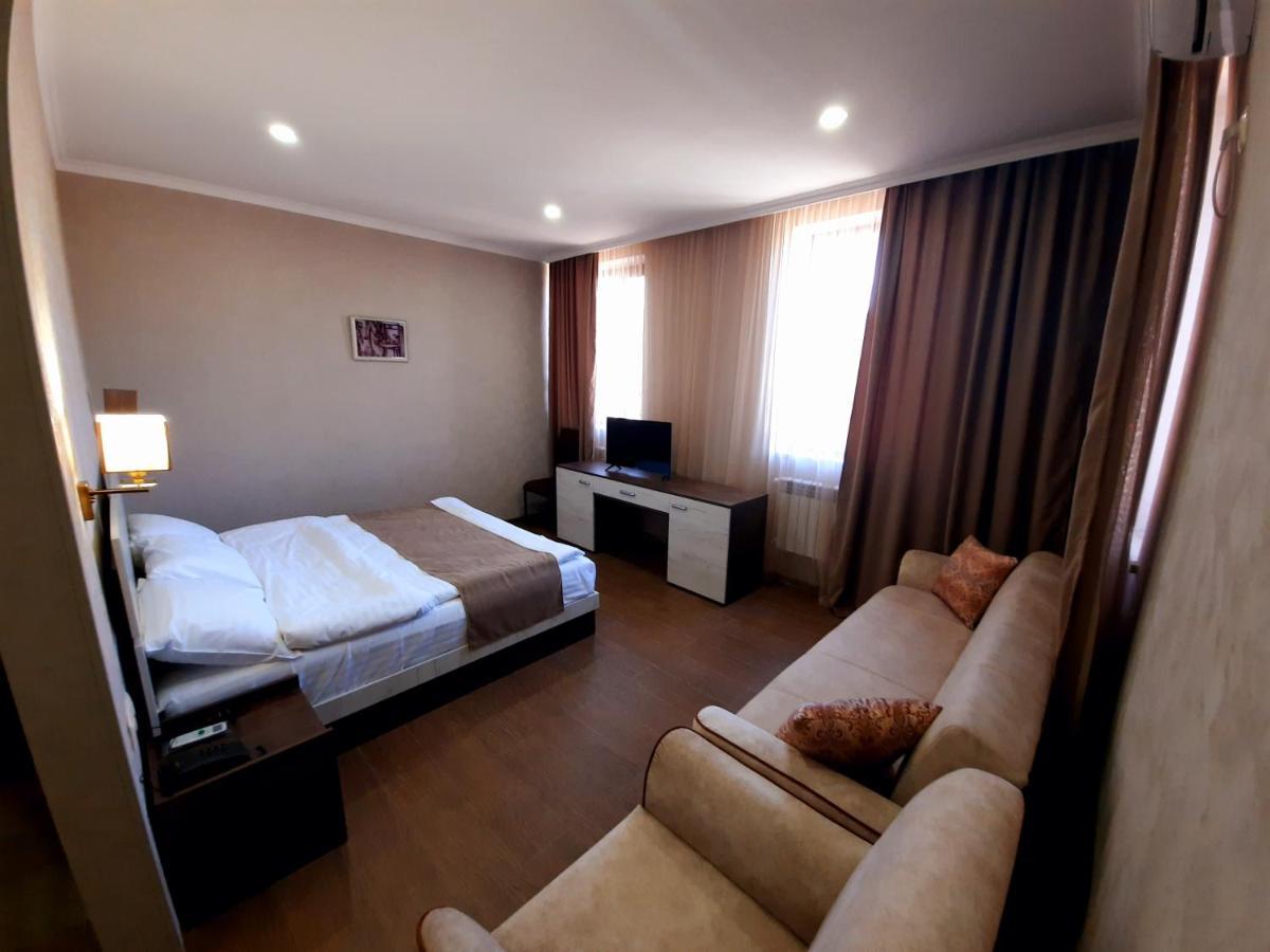 Cherry Garden Boutique Hotel Yeghegnadzor Εξωτερικό φωτογραφία