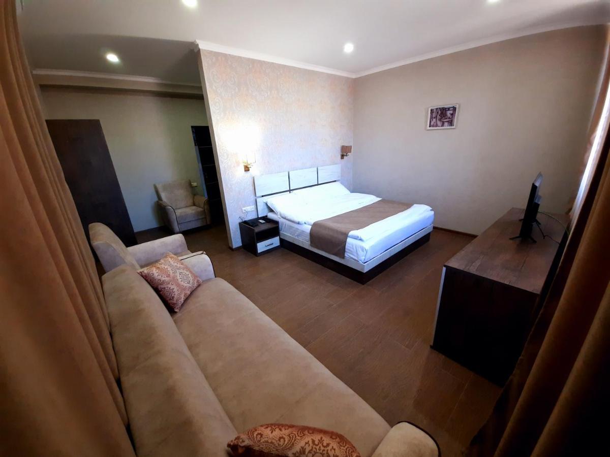 Cherry Garden Boutique Hotel Yeghegnadzor Εξωτερικό φωτογραφία
